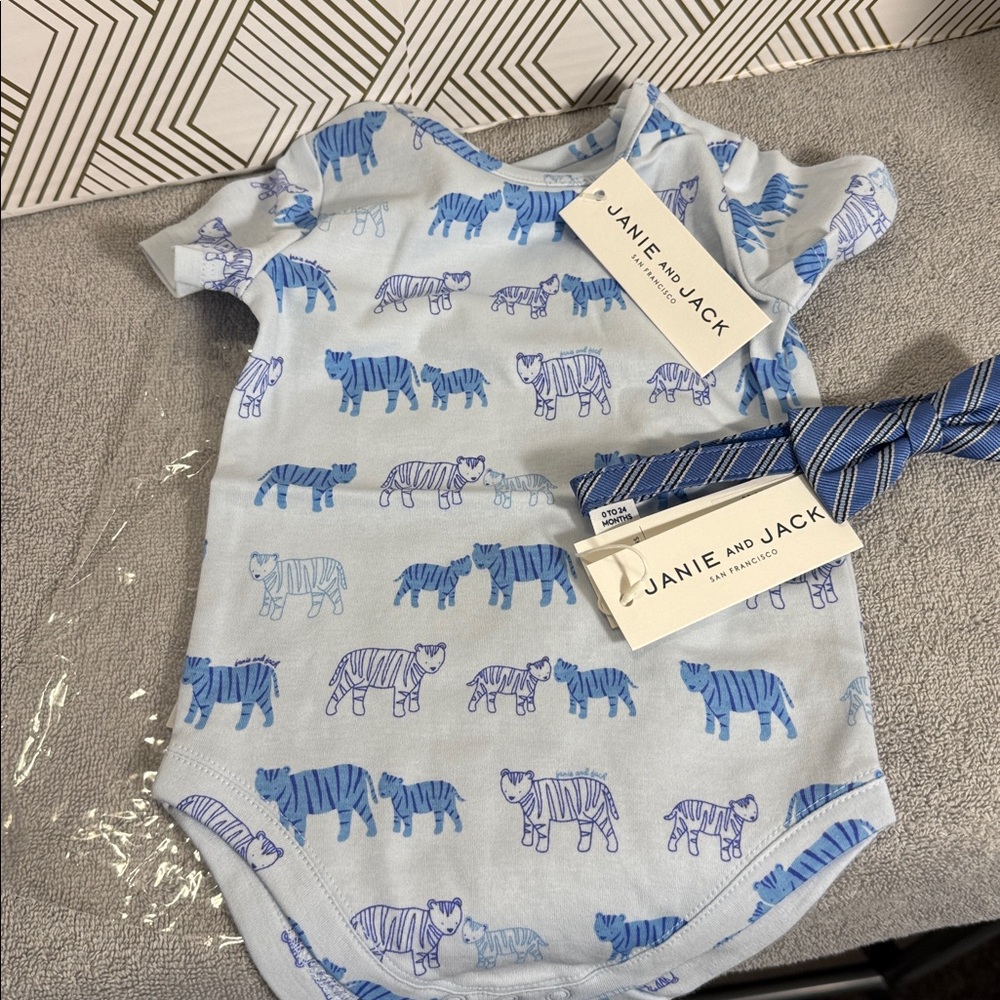 Janie and Jack bodysuit NWT Blue White Striped Tiger shirt sleeve and a nwt tie